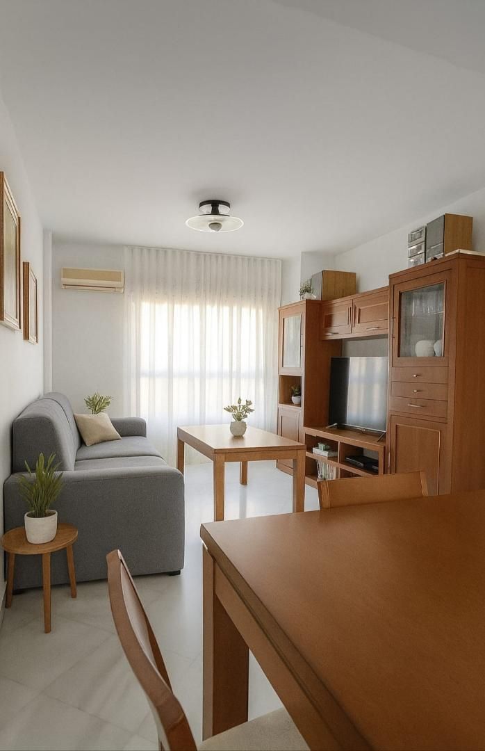 Sala d'estar de Casa adosada en venda en Sanlúcar de Barrameda amb Aire condicionat i Balcó