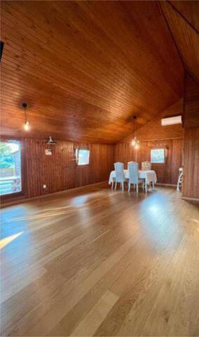 Local comercial en Alquiler en El Balís - Can Calella