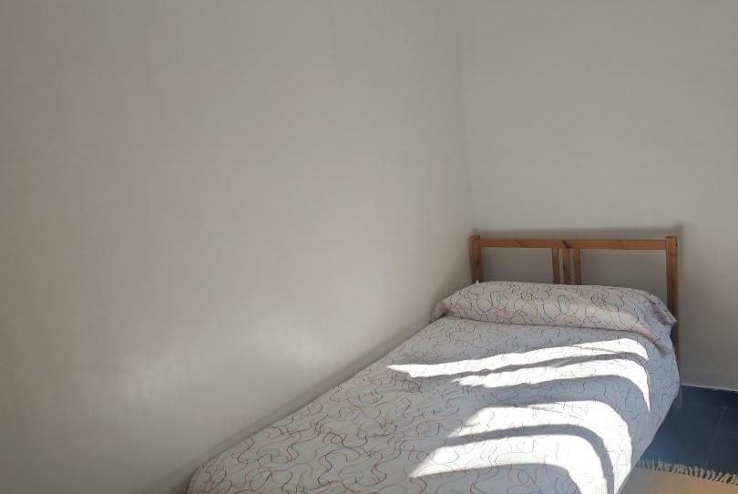 Foto 1 de Pis per a compartir a Carrer del Guadiana, 23, Can Palet II - Santa Eulàlia, Barcelona