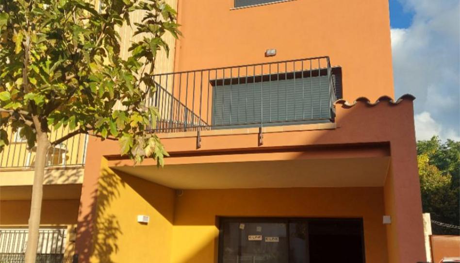 Casa adosada en venda a Avinguda Prat de la Riba, 72, La Bisbal d'Empordà, Girona - imatge 1 Foto 1 de Casa adosada en venda a Avinguda Prat de la Riba, 72, La Bisbal d'Empordà, Girona