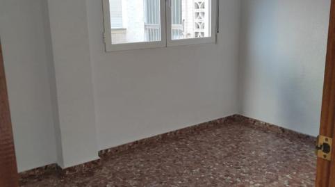 Foto 4 de Piso de alquiler en Avenida de Cervantes, 12, Cervantes, Granada