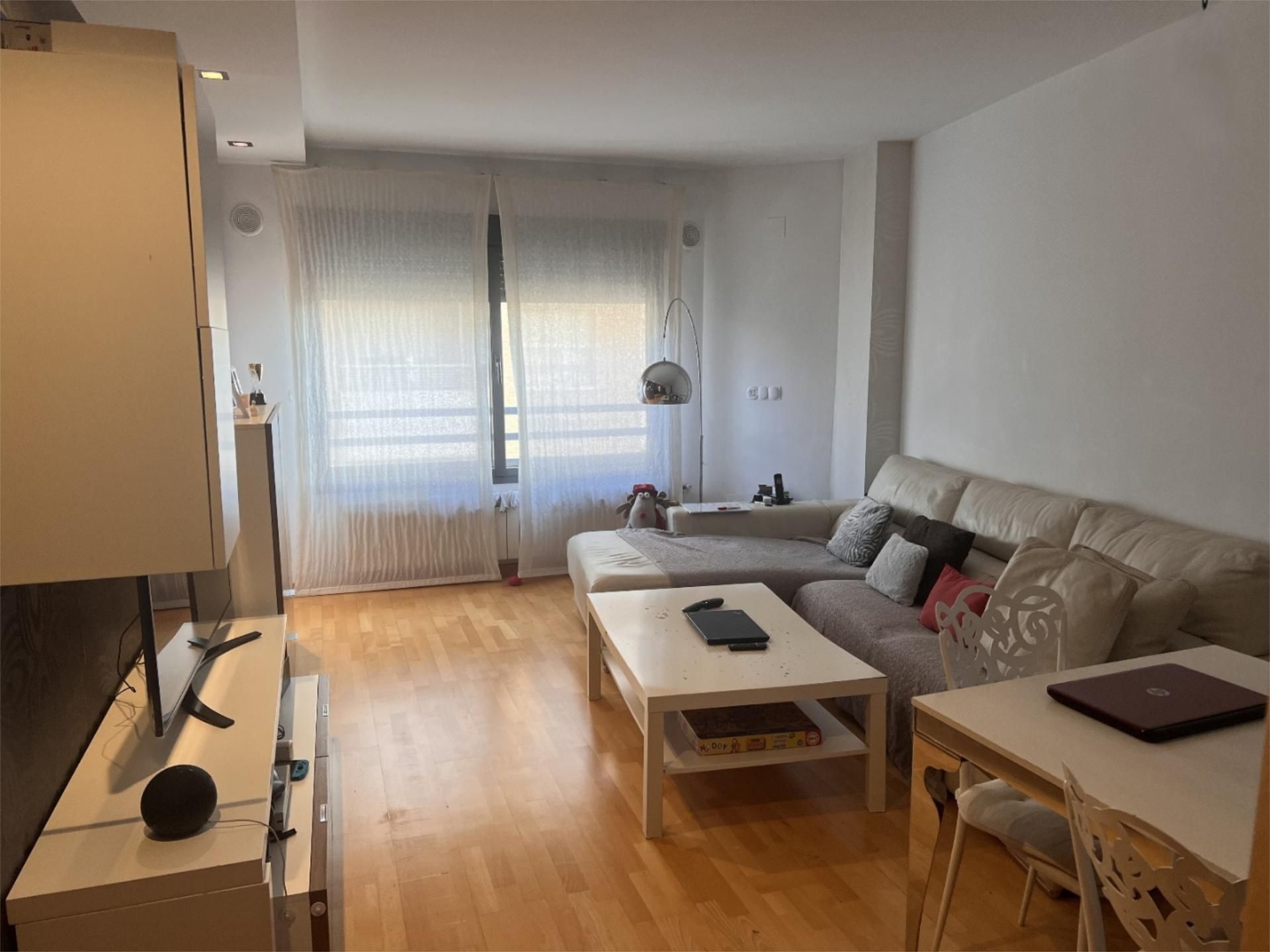 Living room of Flat for sale in  Albacete Capital  with Air Conditioner and Balcony