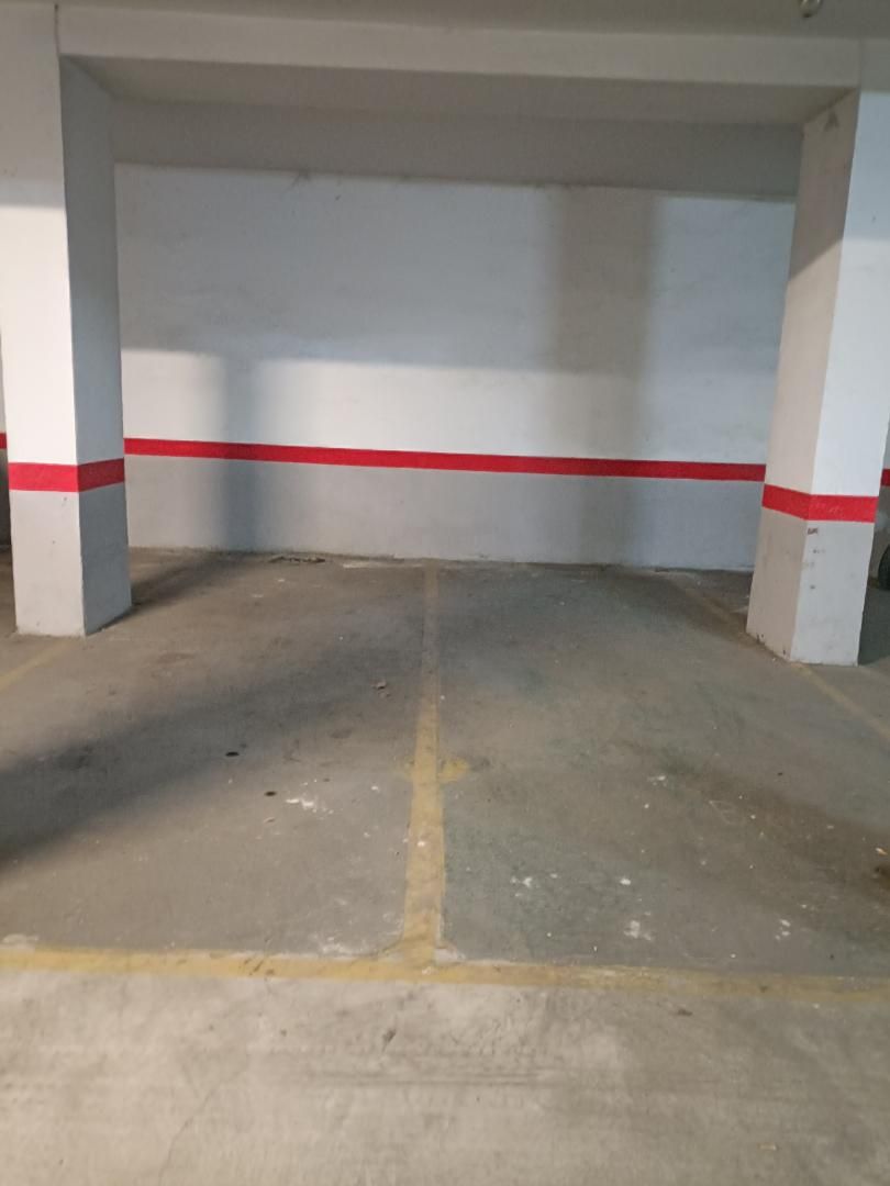 Parking of Garage to rent in Reus