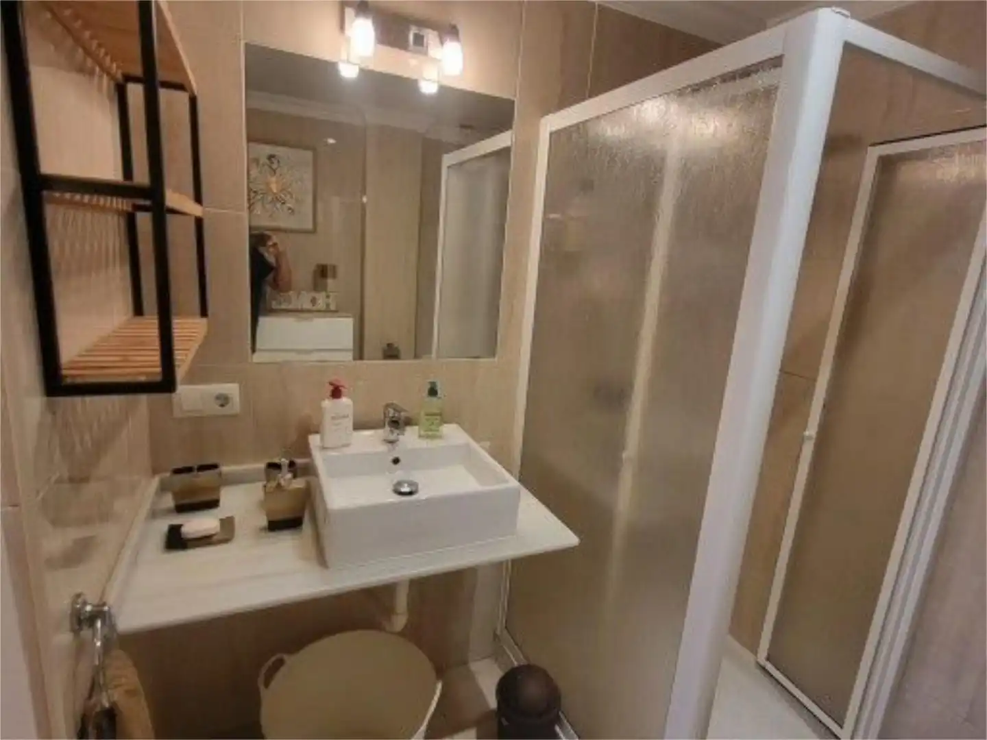 Flat for sale in Avenida Agustín Bálsamo, 42, Bajadilla - Fuente Nueva Bathroom of Flat for sale in Algeciras with Air Conditioner