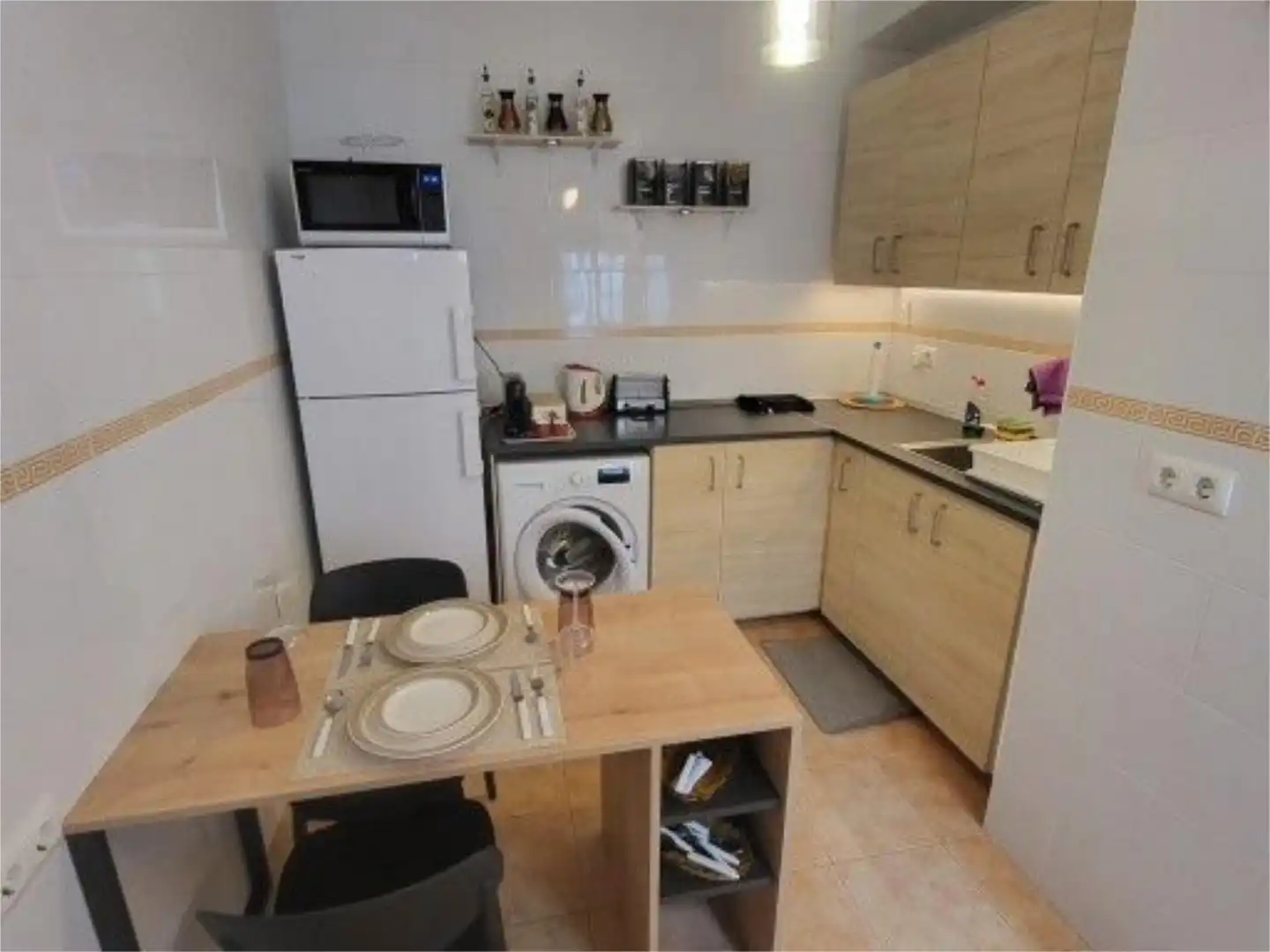 Flat for sale in Avenida Agustín Bálsamo, 42, Bajadilla - Fuente Nueva Kitchen of Flat for sale in Algeciras with Air Conditioner