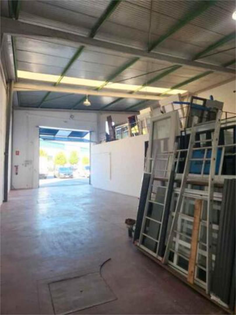 Nau industrial de lloguer a El Altillo Nau industrial de lloguer en Jerez de la Frontera amb Aire condicionat