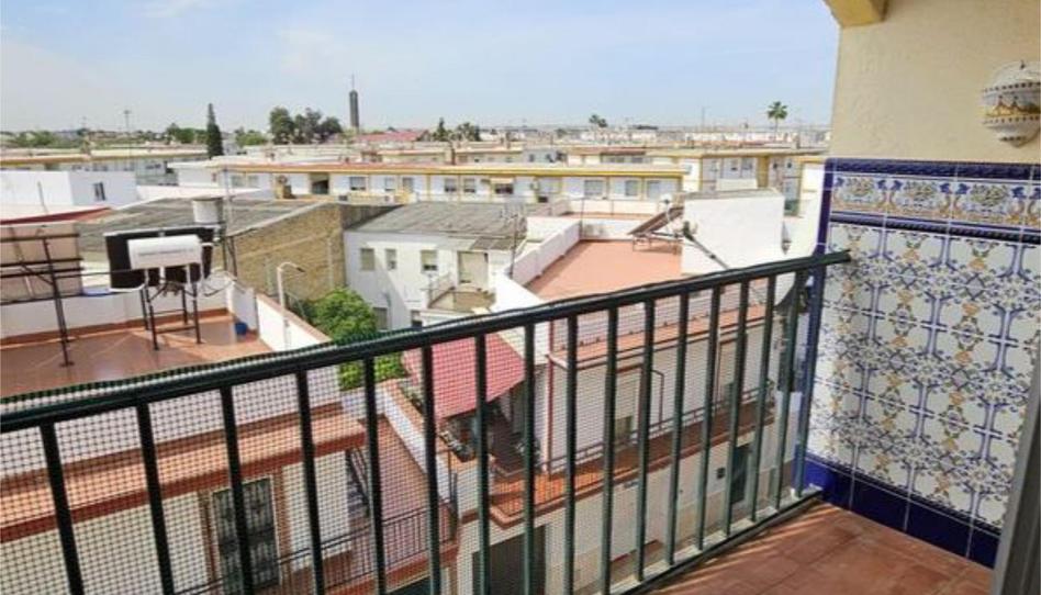Photo 1 of Flat to rent in Calle Fernando el Santo, 37, San José de la Rinconada, Sevilla