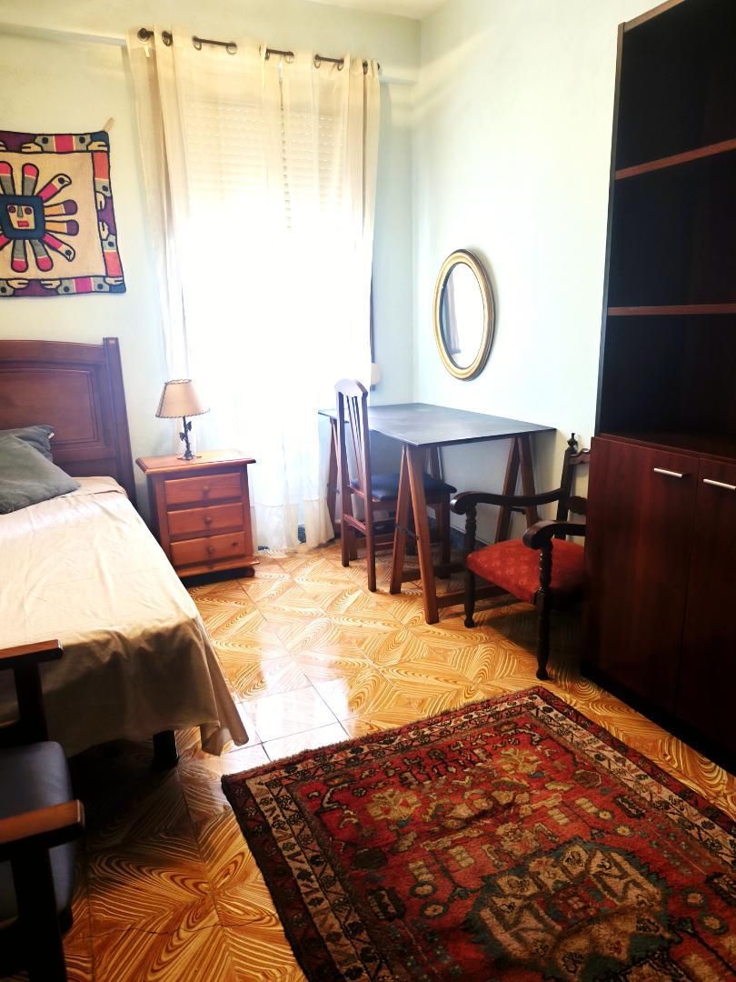 Flat to share in Rua Monasterio de Monfero, 45, Porta Nova Bedroom of Flat to share in Ferrol with Heating, Parquet flooring and Terrace