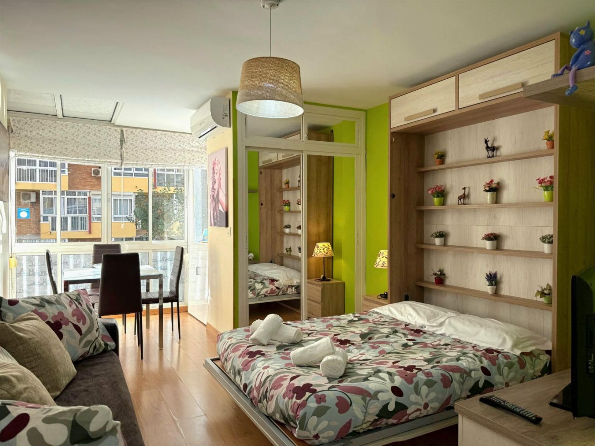 Pis en venda a Avenida Gamonal, 2, Parque de la Paloma Dormitori de Pis en venda en Benalmádena amb Aire condicionat, Piscina i Balcó