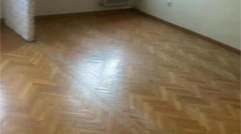 Flat for sale in Los Rosales, Madrid Capital - image 4 Photo 4 of Flat for sale in Los Rosales, Madrid Capital