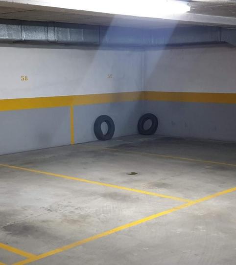 Foto 2 de Garatge de lloguer a Rúa Do Conde de Torrecedeira, 113, Plaza Industria, Pontevedra