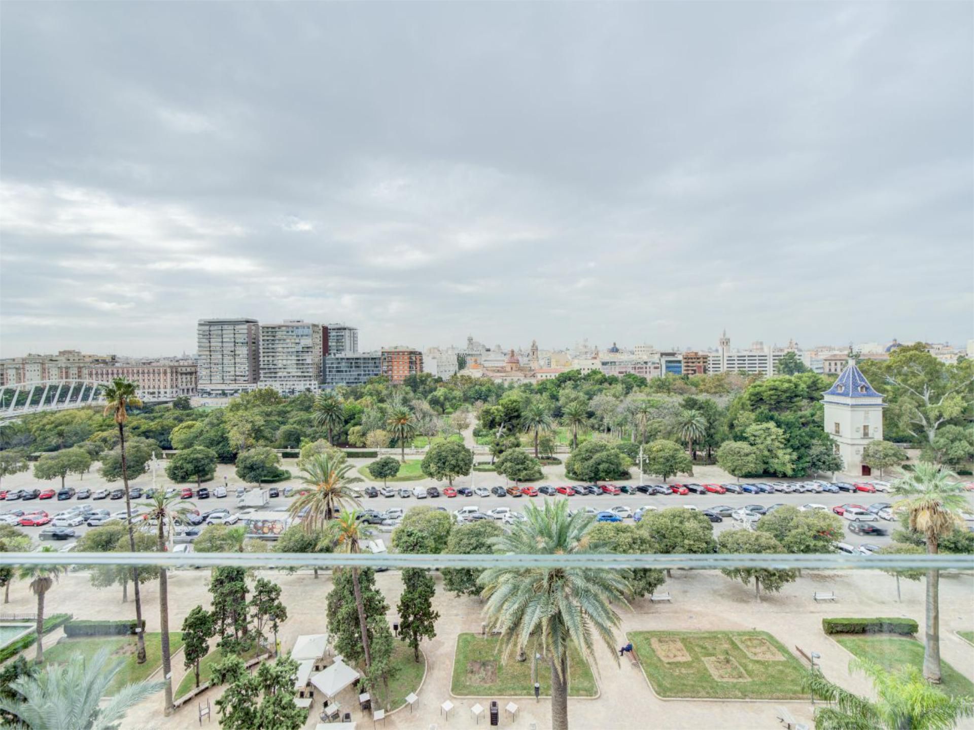 Exterior view of Flat to rent in  Valencia Capital