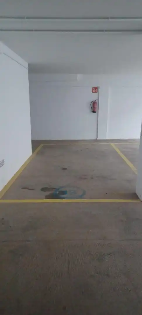 Wohnung zum Verkauf in Carrer Oslo, 23, Els Grecs - Mas Oliva Parkplatz von Wohnung zum Verkauf in Roses
