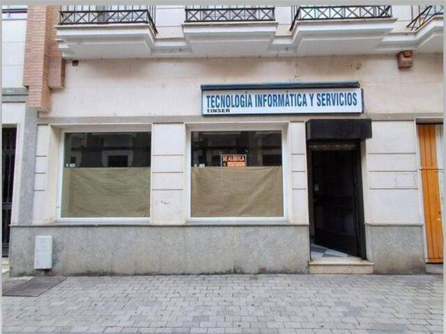 Local comercial en Alquiler en Centro