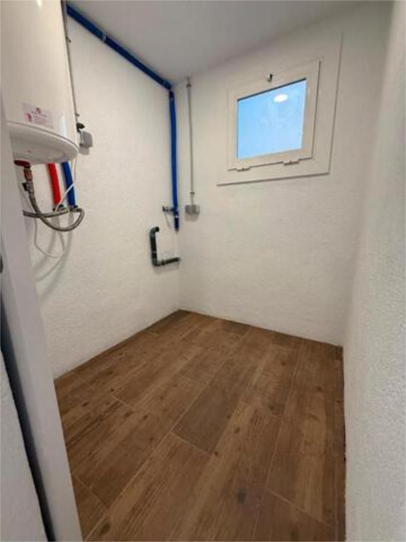Bathroom of Flat for sale in Badalona  with Terrace
