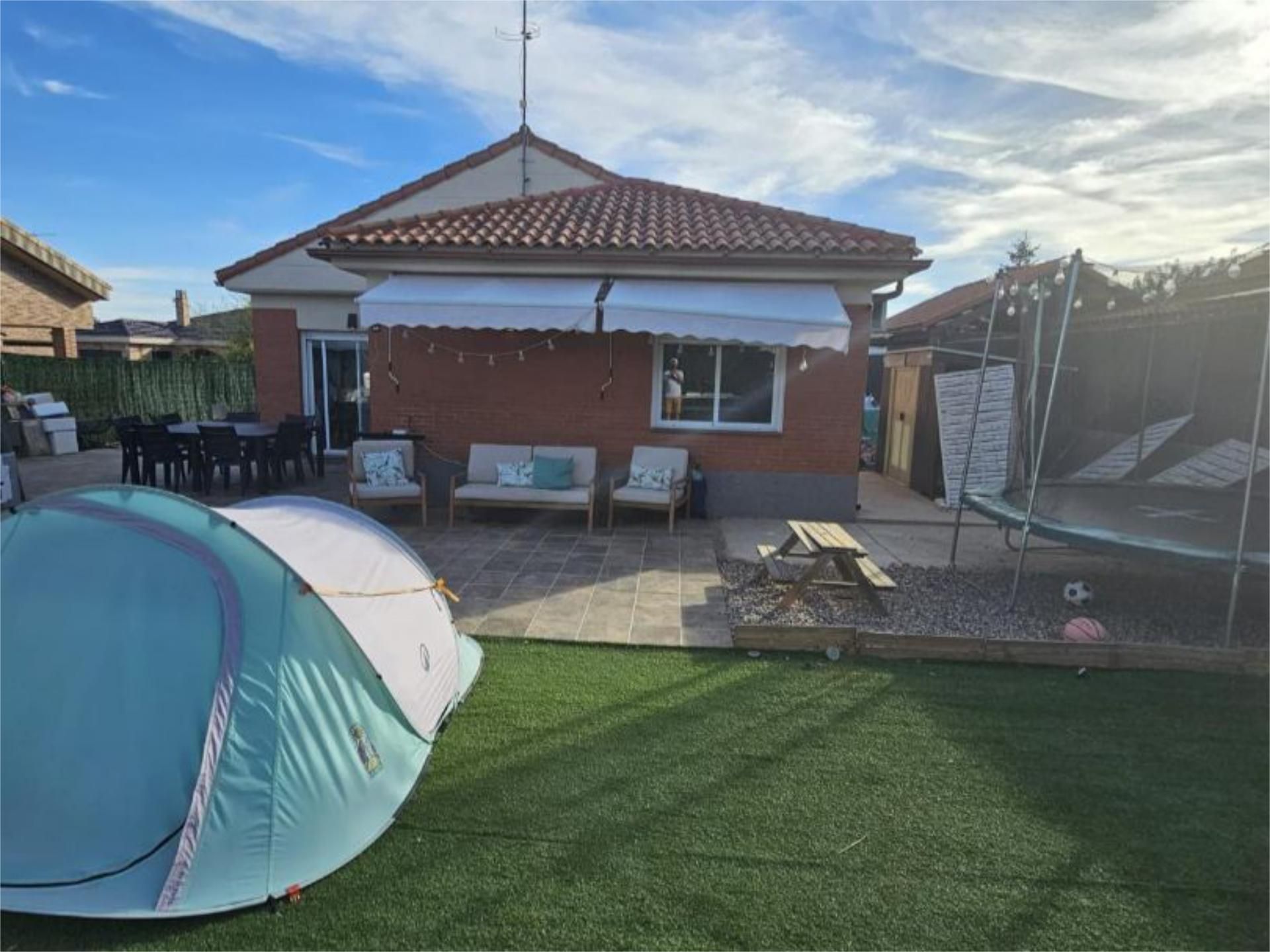 Casa o xalet en venda a Calle de la Fuente Valdoma, 27, Chiloeches Casa o xalet en venda a Calle de la Fuente Valdoma, 27, Chiloeches