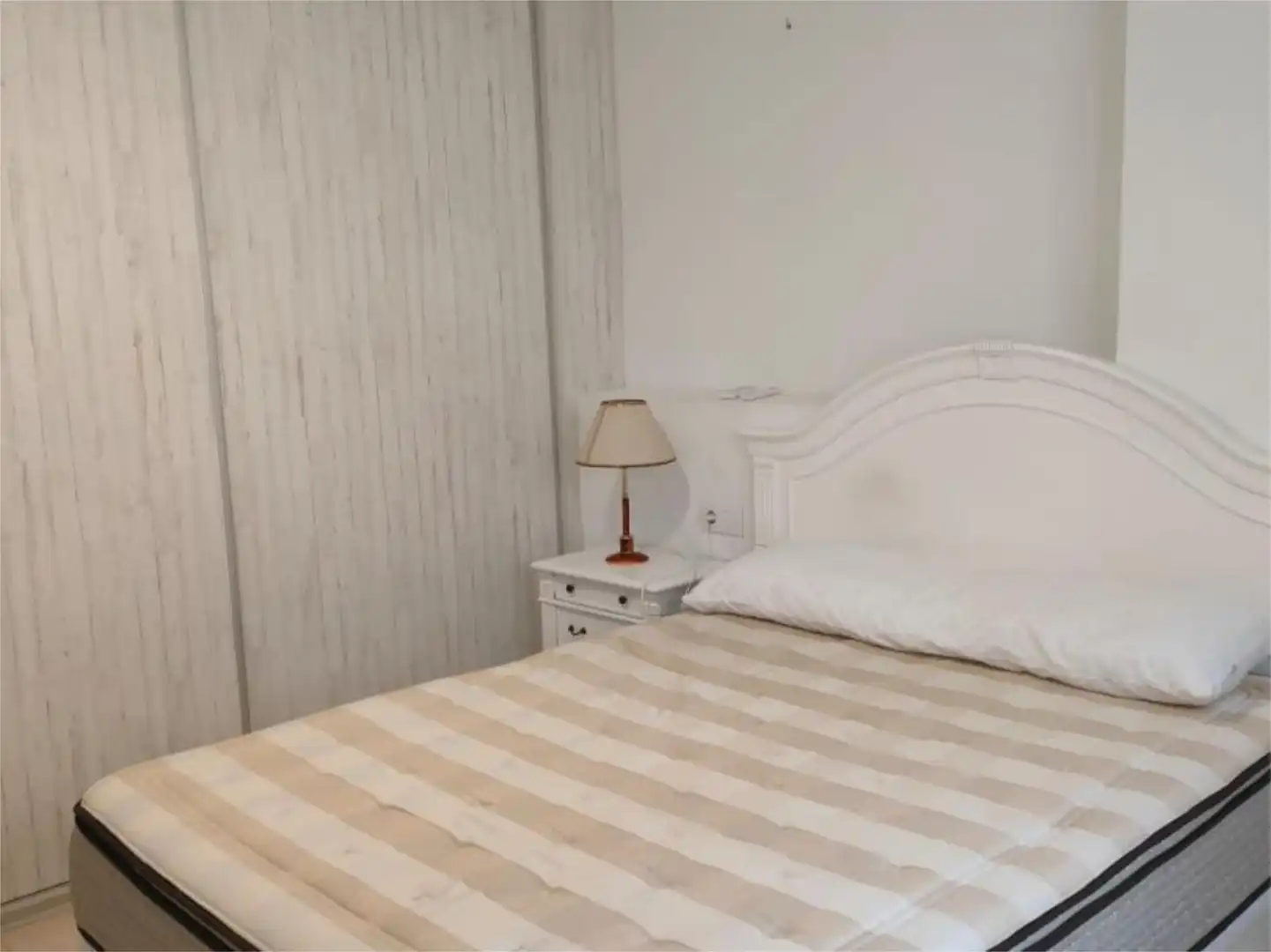 Bedroom of Flat for rent in Albatana  with Air Conditioner, Heating and Furnished