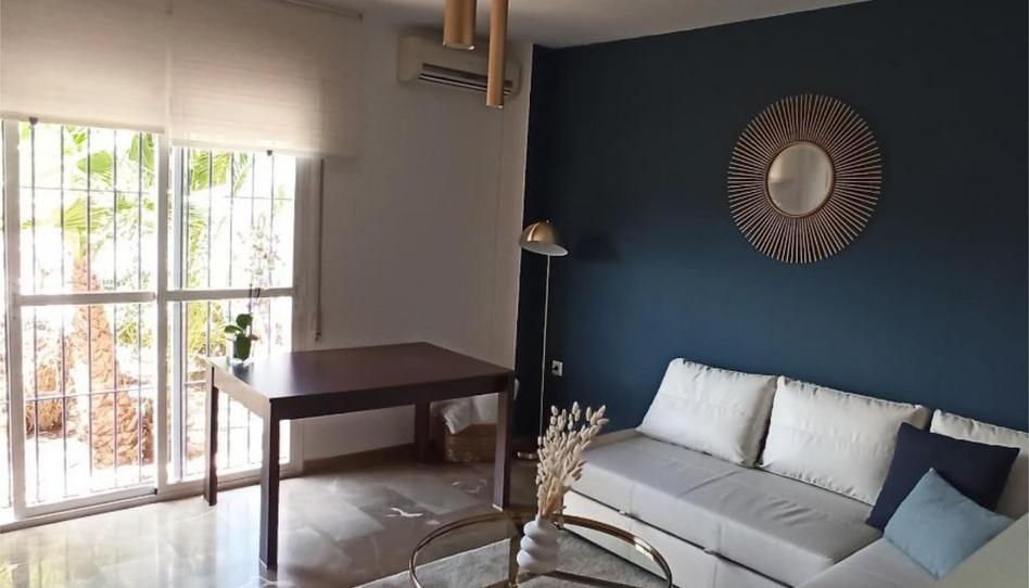 Foto 1 de Pis en venda a Calle Arroyo Totalán, 9, La Cala del Moral, Málaga