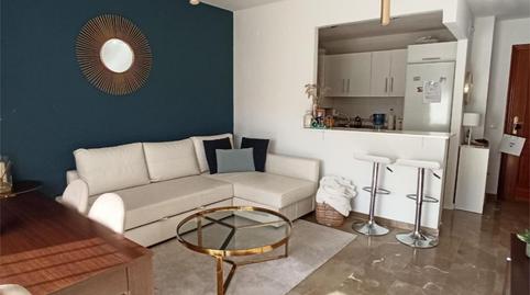 Foto 2 de Pis en venda a Calle Arroyo Totalán, 9, La Cala del Moral, Málaga