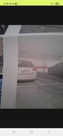 Garaje en Alquiler en Virgen de Valvanera, 12 en La Calzada - La Florida