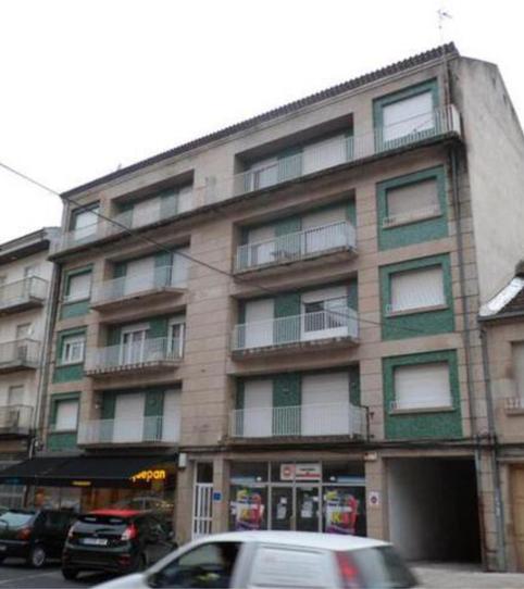Foto 2 de Piso en venta en O Carballiño  , Ourense