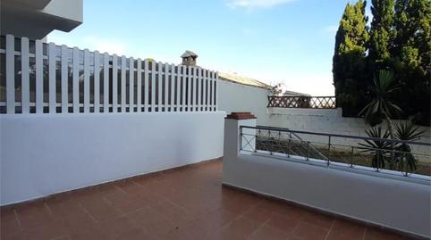 Photo 2 of Flat to rent in Calle Artemisa, 6, Los Pacos, Málaga