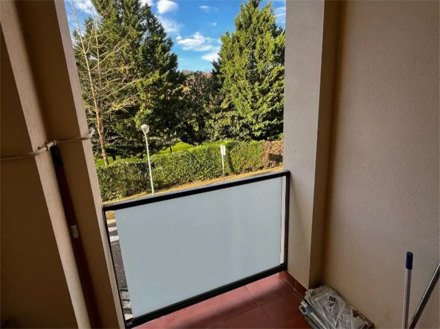 Wohnung zum Verkauf in Barrio la Sierra, 46b, Entrambasaguas Terrasse von Wohnung zum Verkauf in Entrambasaguas mit Terrasse und Schwimmbad