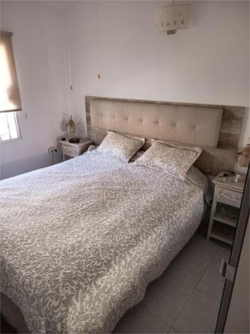 Dormitori de Casa adosada en venda en San Miguel de Abona amb Jardí privat, Terrassa i Piscina