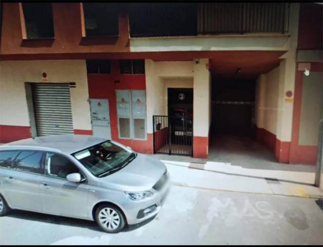Garaje en Venta en Carrer Clara Campoamor, 3 en Alquenència - Venècia