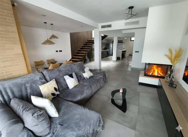 Casa-chalet en Venta en Calle Ecuador, 4 en Colegio Europa