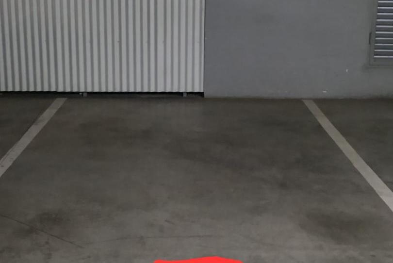 Photo 1 of Garage for sale in Calle Brasil, 8, Veredillas, Madrid