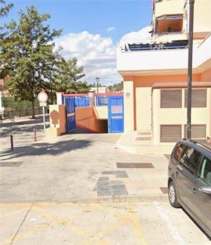 Garaje en Alquiler en Los Árboles