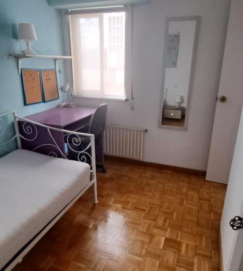 Foto 1 de Pis per a compartir a Rúa de José Luis Bugallal Marchesi, 18, Someso - Matogrande, A Coruña