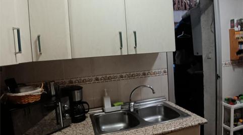 Foto 3 de Piso en venta en Calle de las Pedroñeras, 50, Canillas, Madrid