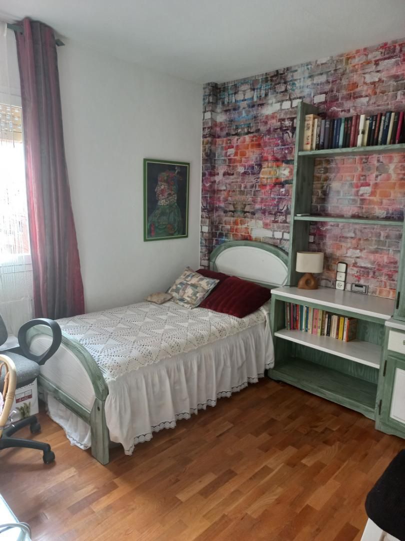 Bedroom of Flat to share in  Teruel Capital  with Heating, Private garden and Parquet flooring