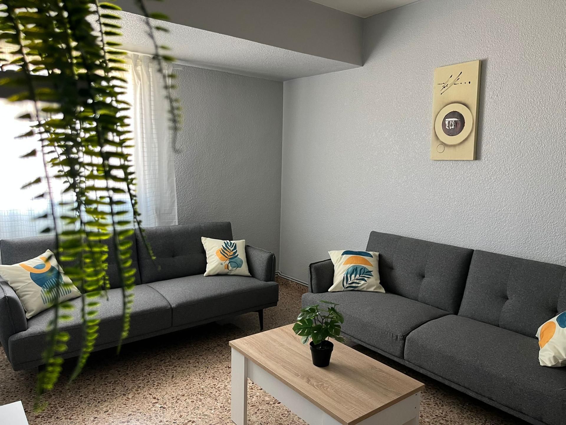 Living room of Flat to share in Almansa  with Heating and Furnished