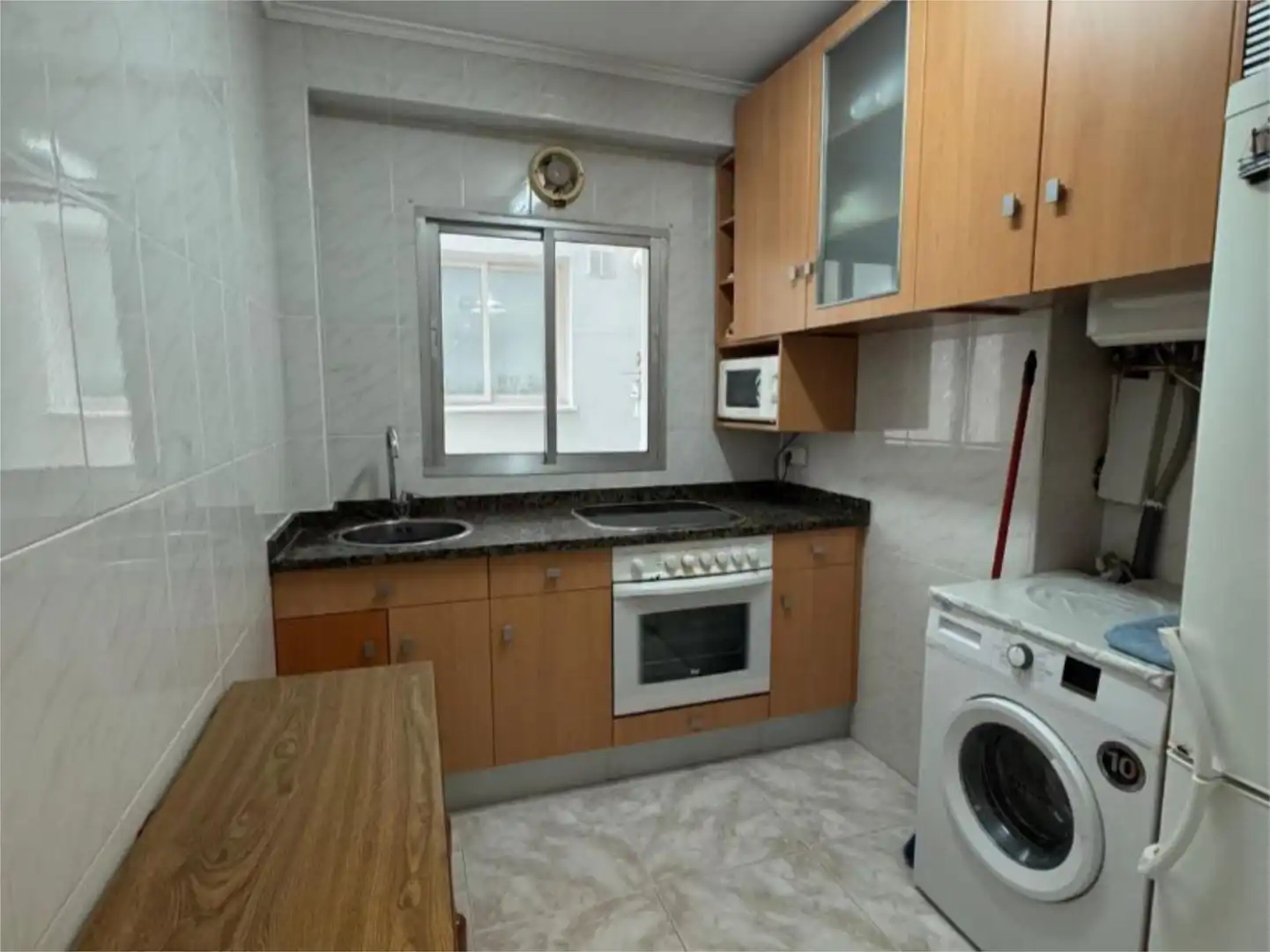 Kitchen of Flat for sale in Santander  with Heating and Furnished