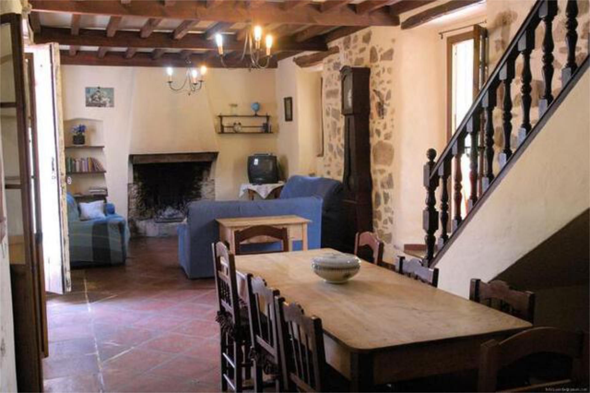 House or chalet for sale in Ubrique Dining room of House or chalet for sale in Ubrique with Terrace and Swimming Pool