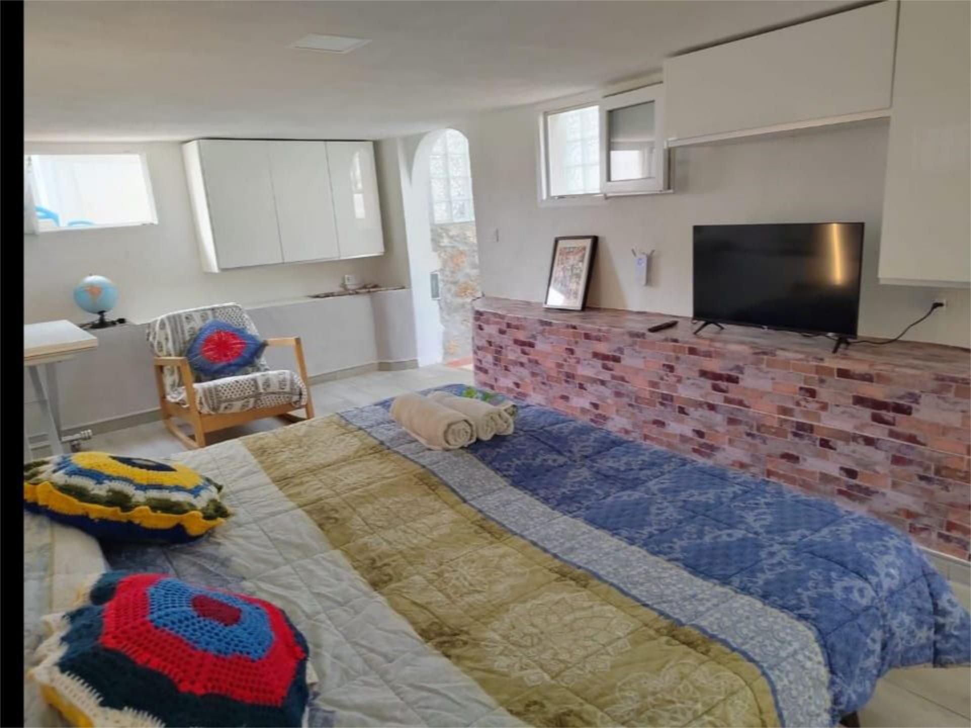 Loft miete in La Pobla de Montornès  