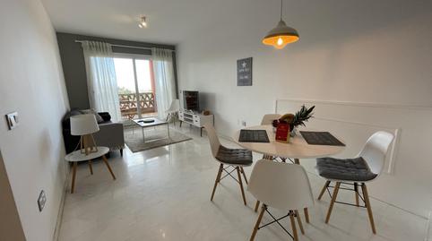 Piso de alquiler en Calle Vela, 17, Zona Centro Comercial Torrequebrada, Málaga - imagen 3 Foto 3 de Piso de alquiler en Calle Vela, 17, Zona Centro Comercial Torrequebrada, Málaga