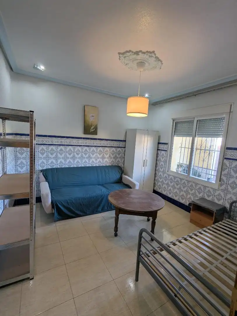 Habitació a Avenida de Alcantarilla, 101, Nonduermas Habitació a Avenida de Alcantarilla, 101, Nonduermas