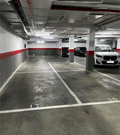 Foto 2 de Garatge de lloguer a San Juan Bautista, Madrid