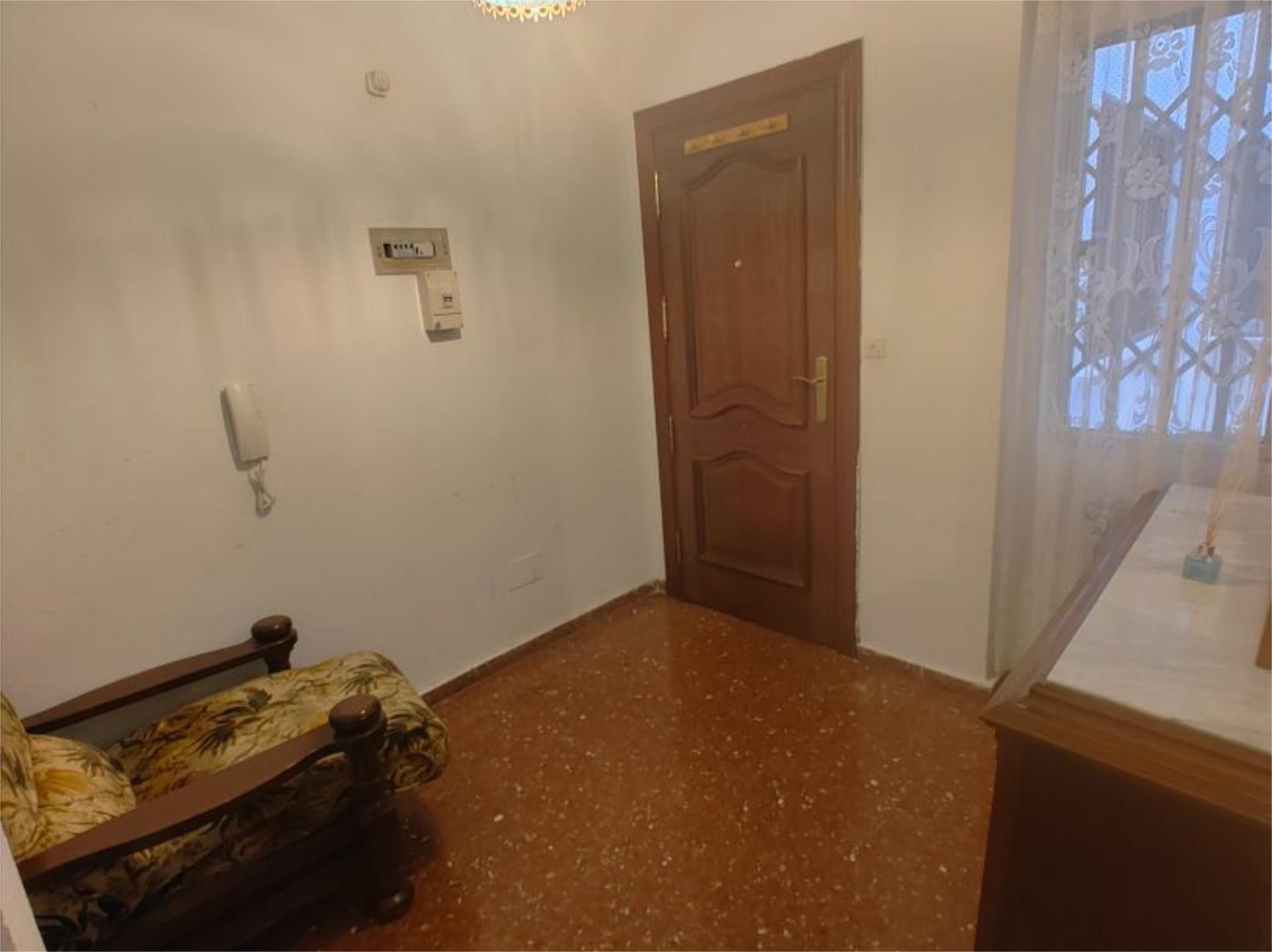 Flat for sale in Calle Flores de Lemus, 4, Belén - San Roque Flat for sale in Jaén Capital with Air Conditioner