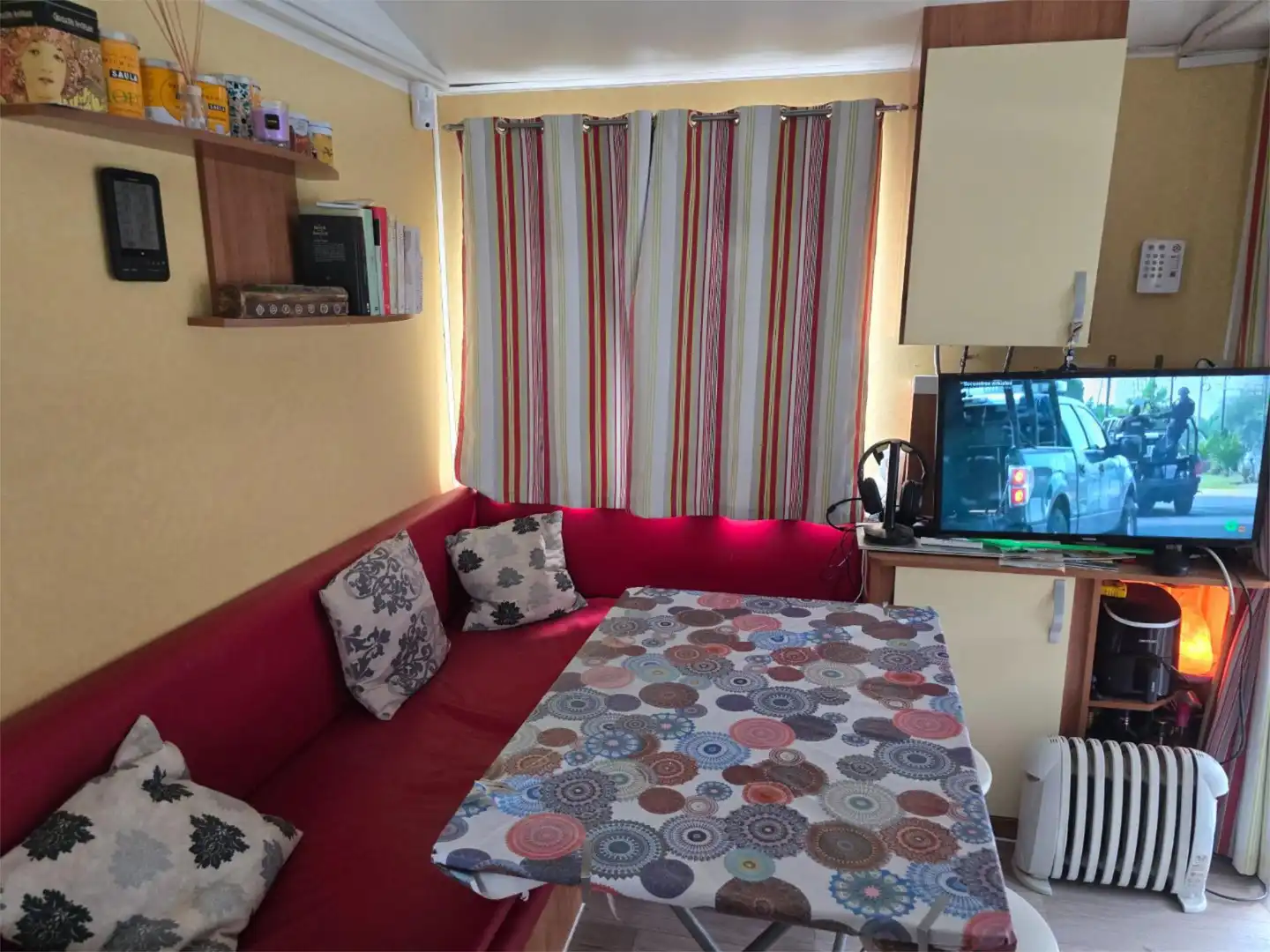Sala d'estar de Pis en venda en La Pobla de Lillet amb Calefacció, Parquet i Terrassa