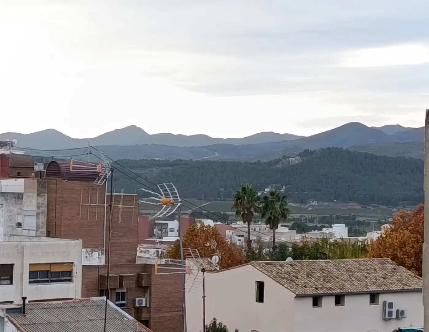Casa adosada en venta en Calle Alaverde, 7, Segorbe Vista exterior de Casa adosada en venta en Segorbe con Terraza
