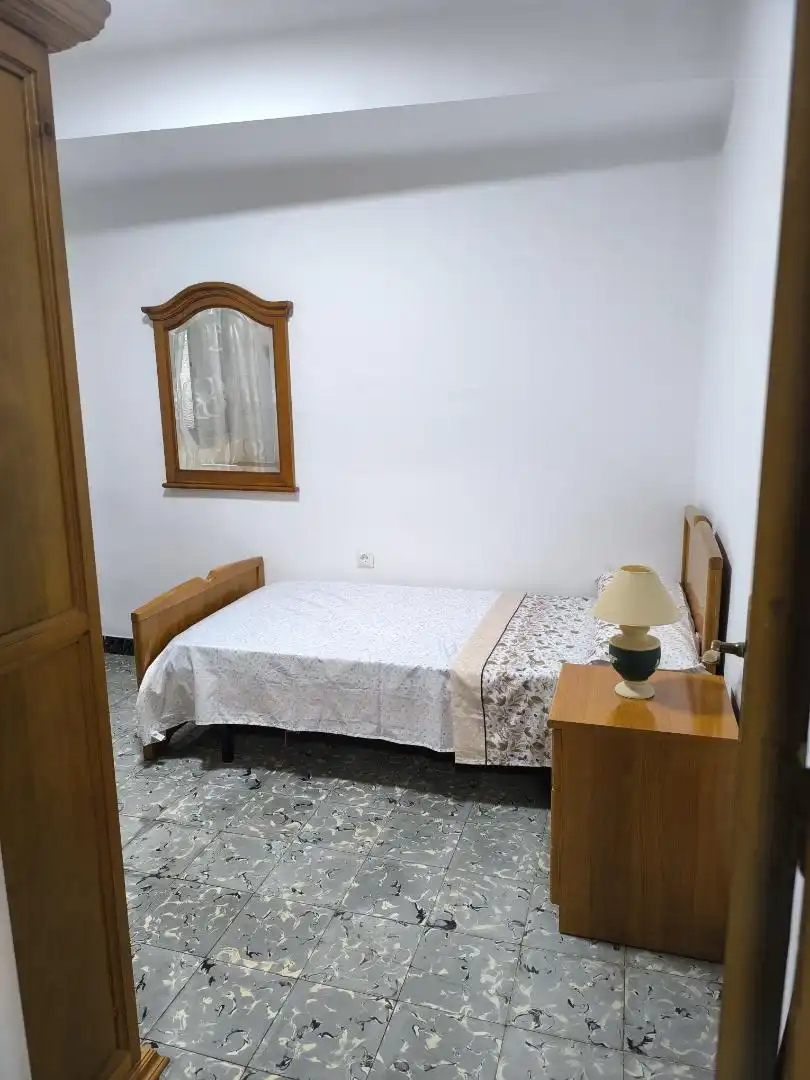 Piso de alquiler en Calle del Río, 39, Poniente - Faro Habitación de Piso de alquiler en Vélez-Málaga