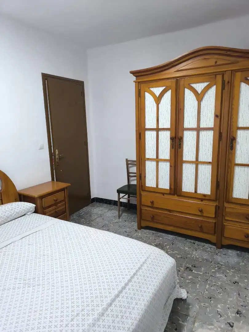 Piso de alquiler en Calle del Río, 39, Poniente - Faro Habitación de Piso de alquiler en Vélez-Málaga