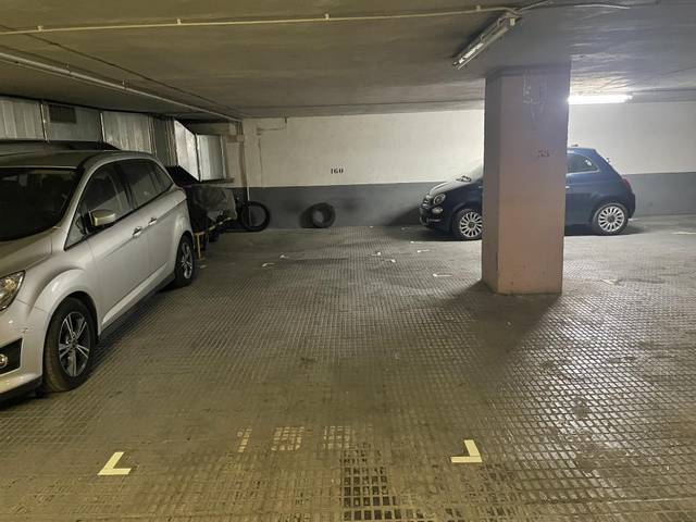 Garaje en Alquiler en Avinguda de Josep Tarradellas, 93 en Barri de les Corts