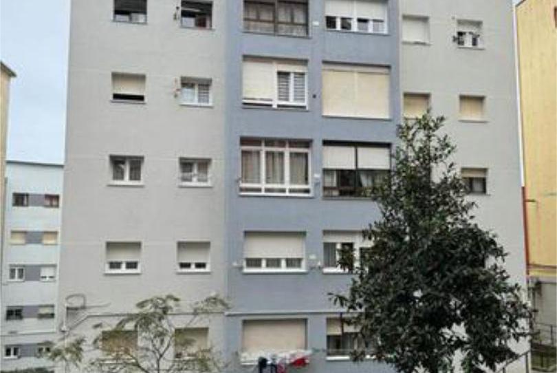 Piso en venta en Los Castros, Cantabria - imagen 1 Foto 1 de Piso en venta en Los Castros, Cantabria