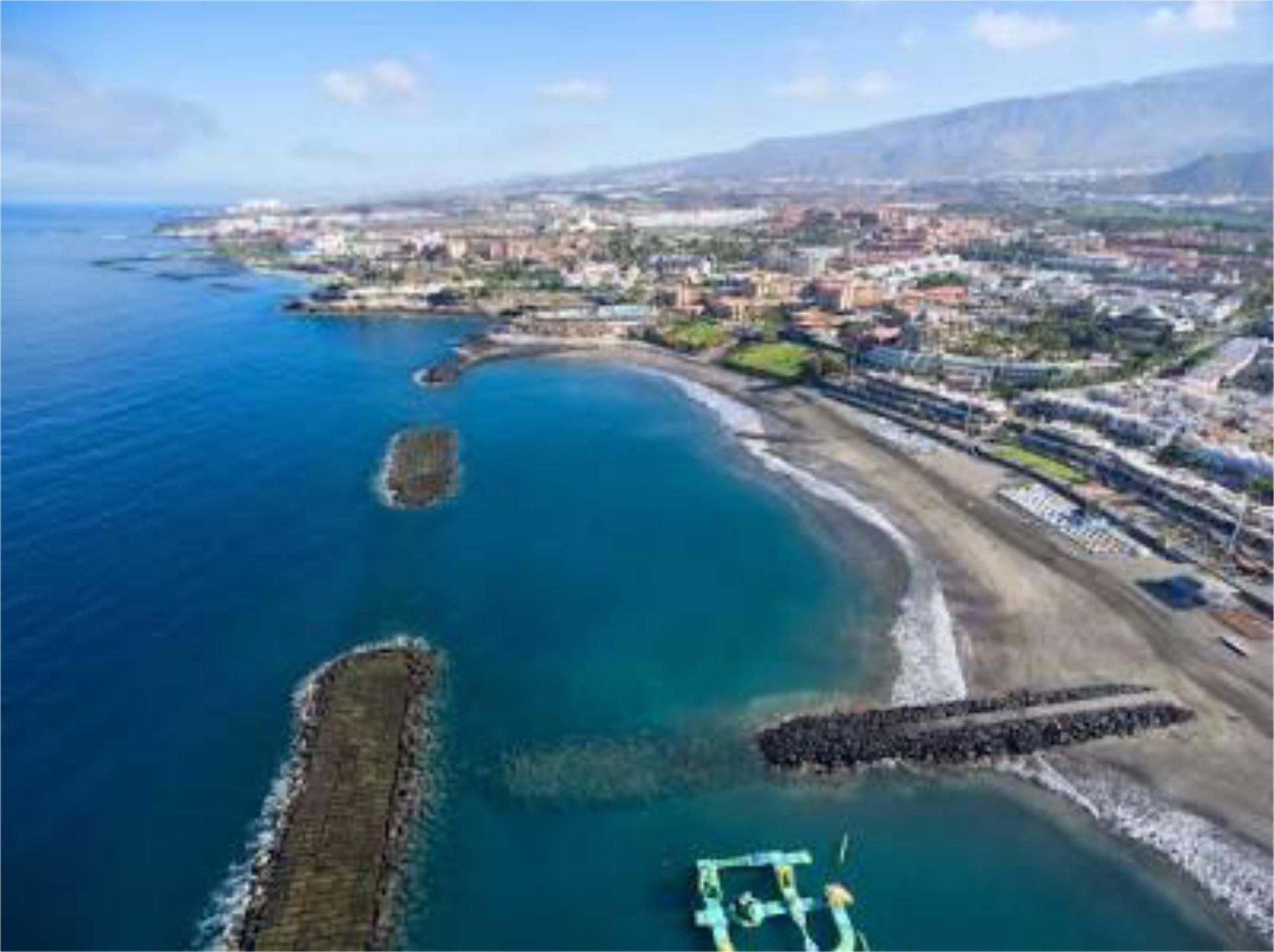 Apartament en venda a Paseo Maritimo, 4, Playa de Fañabé Vista exterior de Apartament en venda en Adeje amb Piscina